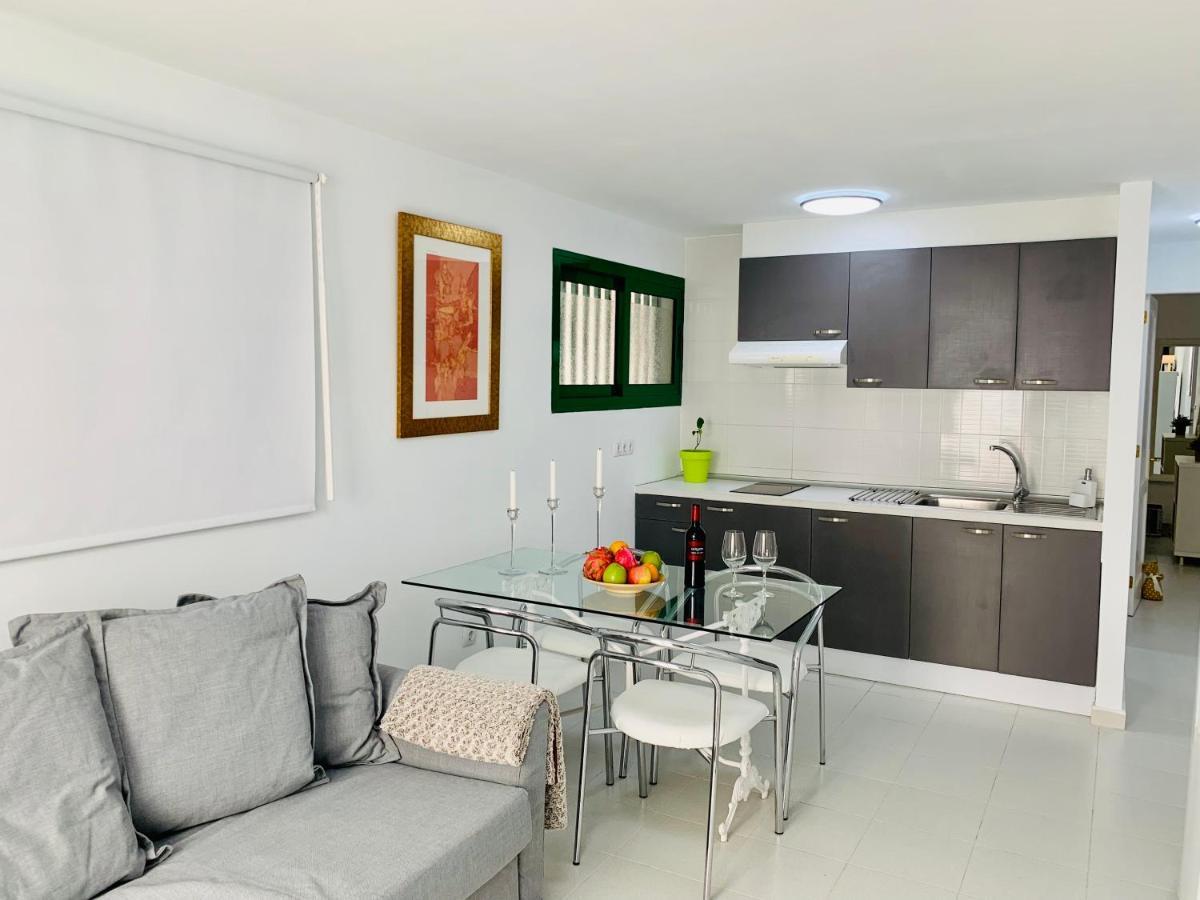 Marina Apartamento Tías Exterior foto